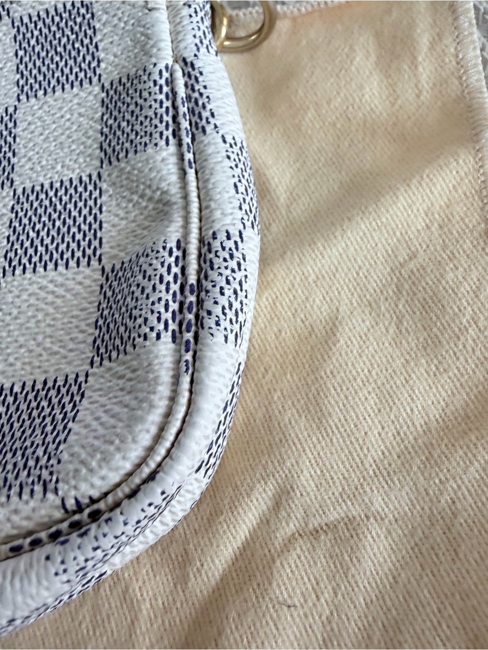 Authentic Louis Vuitton Damier Azur Pochette Accessory Pouch - Picture 11 of 11
